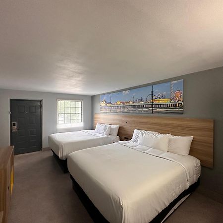 Scottish Inns & Suites Texas City Exteriör bild