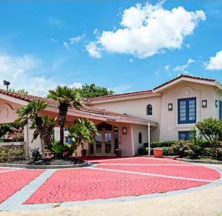 Scottish Inns & Suites Texas City Exteriör bild