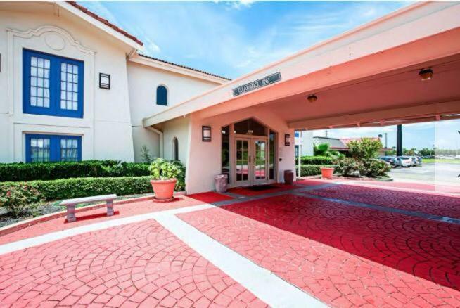 Scottish Inns & Suites Texas City Exteriör bild